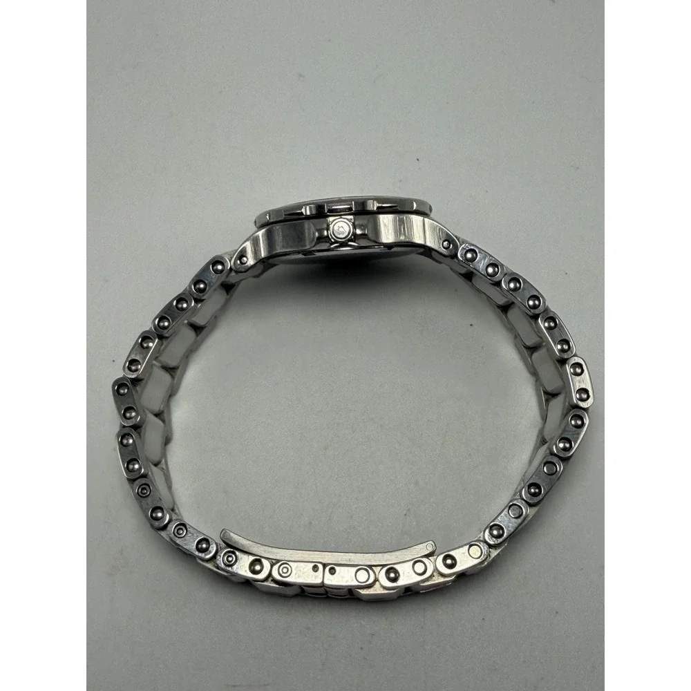 Bulova 98P124 New Battery Ladies Watch 30MM 7.5